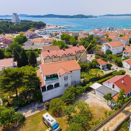Apartments Branko Vodice Exterior foto