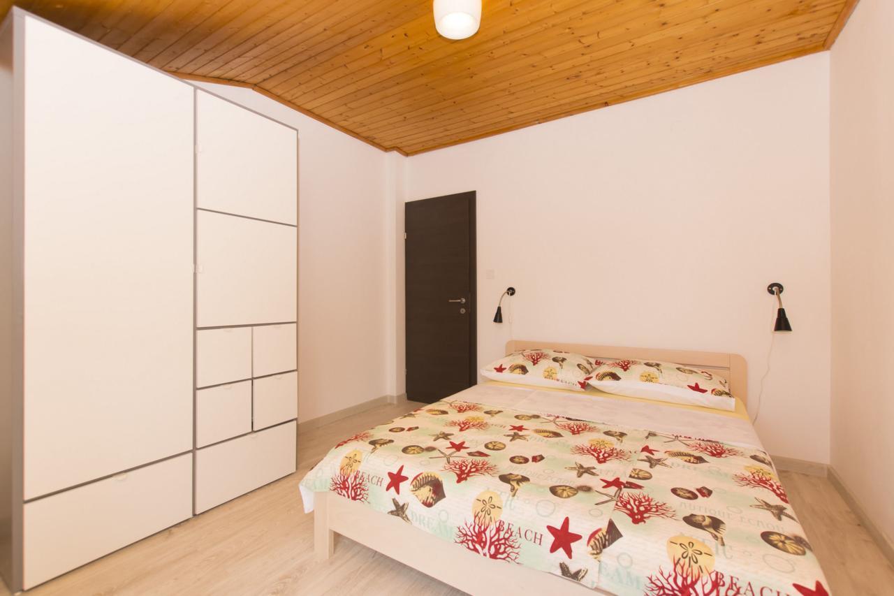 Apartments Branko Vodice Exterior foto