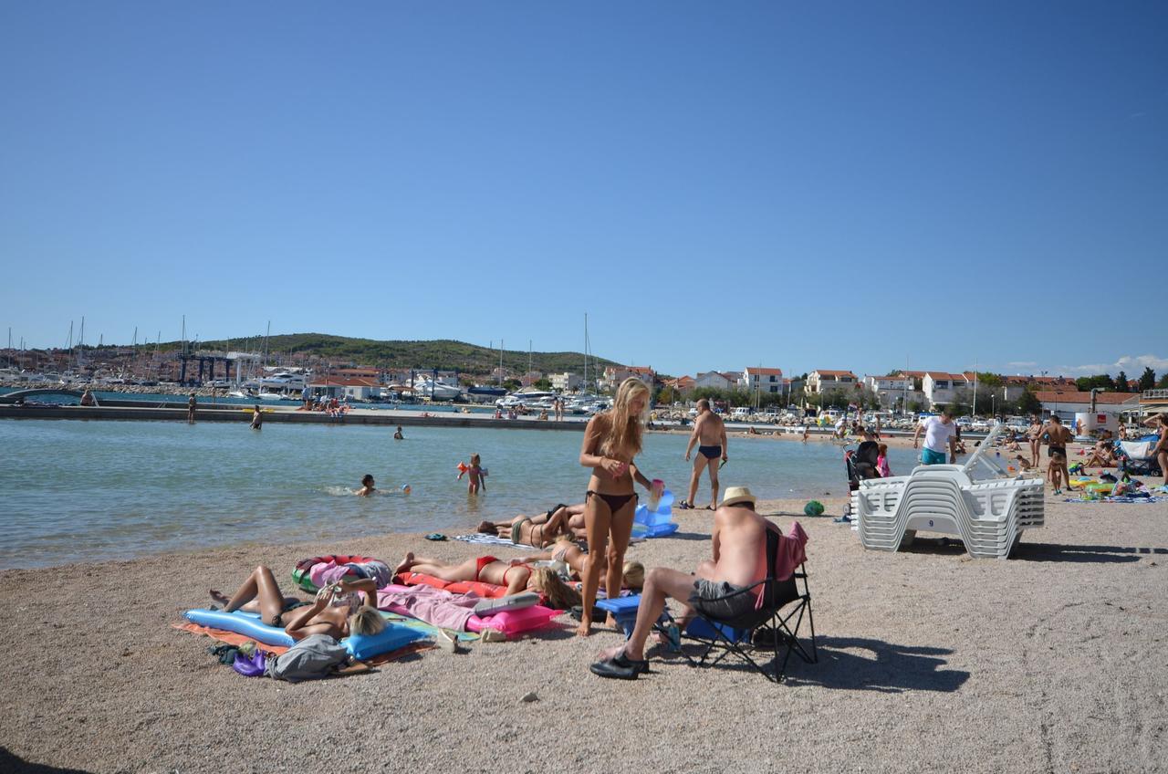 Apartments Branko Vodice Exterior foto